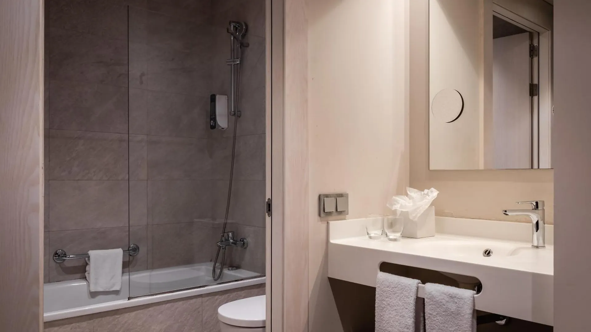 Hotel SB Plaza Europa L'Hospitalet de Llobregat